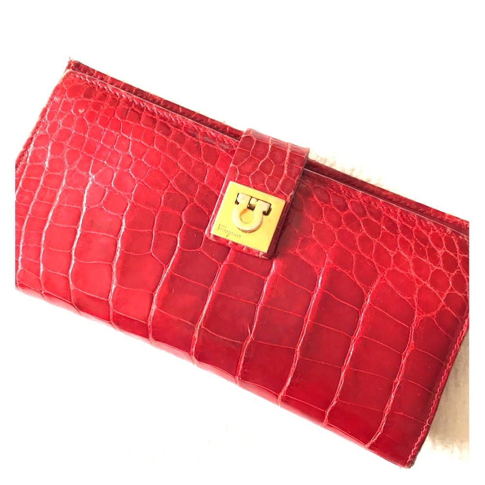 FERAGAMO WALLET